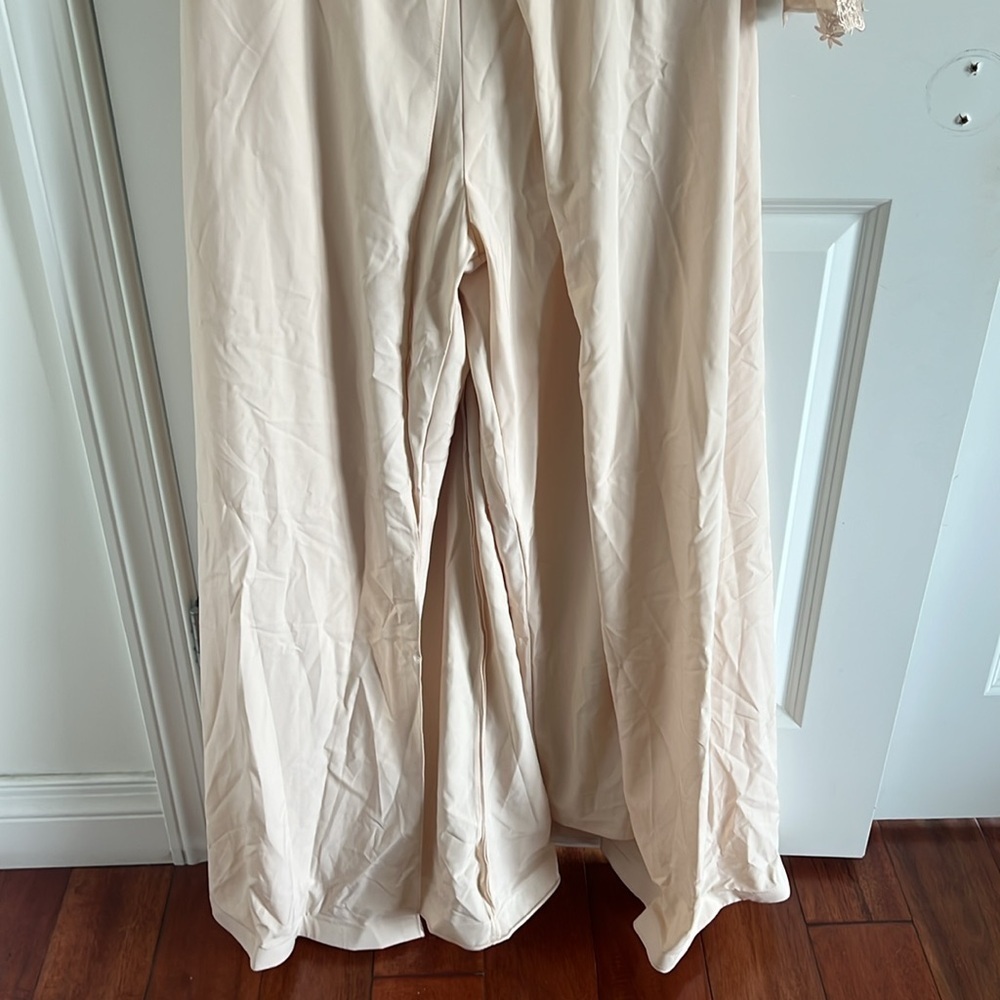 NWT Lanting Bridal Cream Colored Lace Details Wedding Gown Jumpsuit Size US 14 - Picture 3 of 10